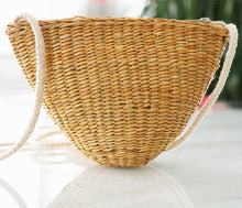 Load image into Gallery viewer, Rattan grass mini straw bag